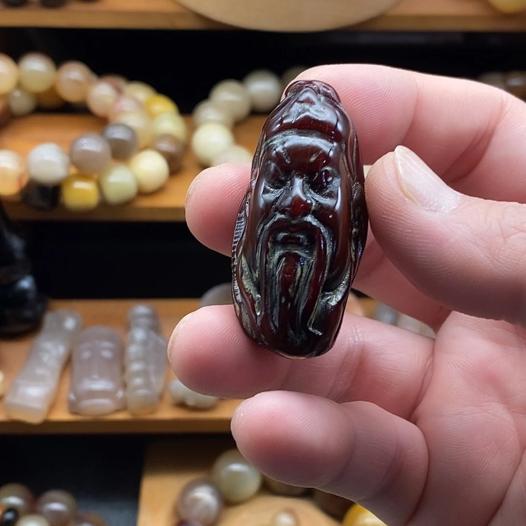 布艺非金属4.6cm非洲黑水牛角关公手把件吊坠