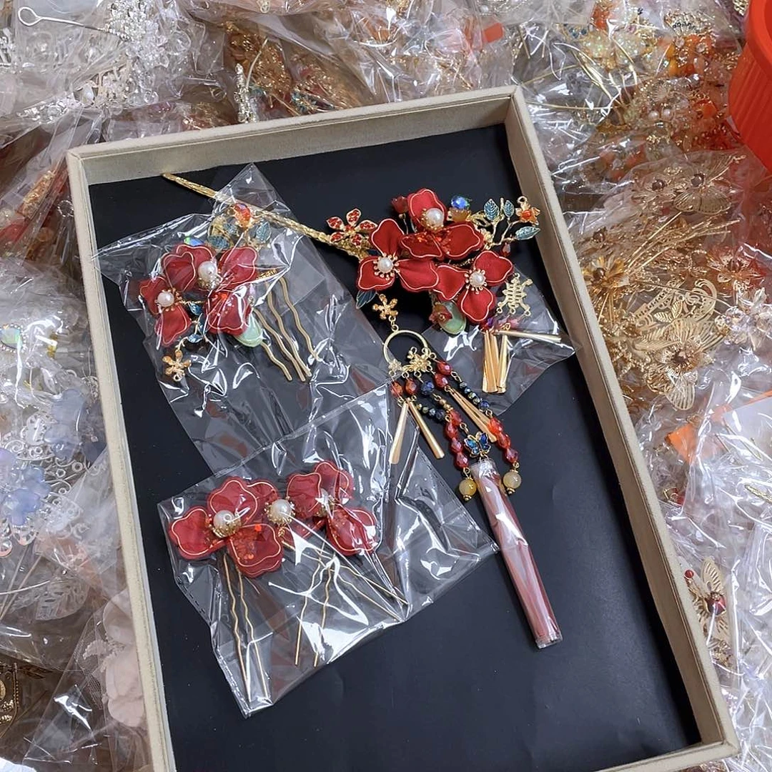 混合材质新娘头饰不退不换不售后默认瑕疵