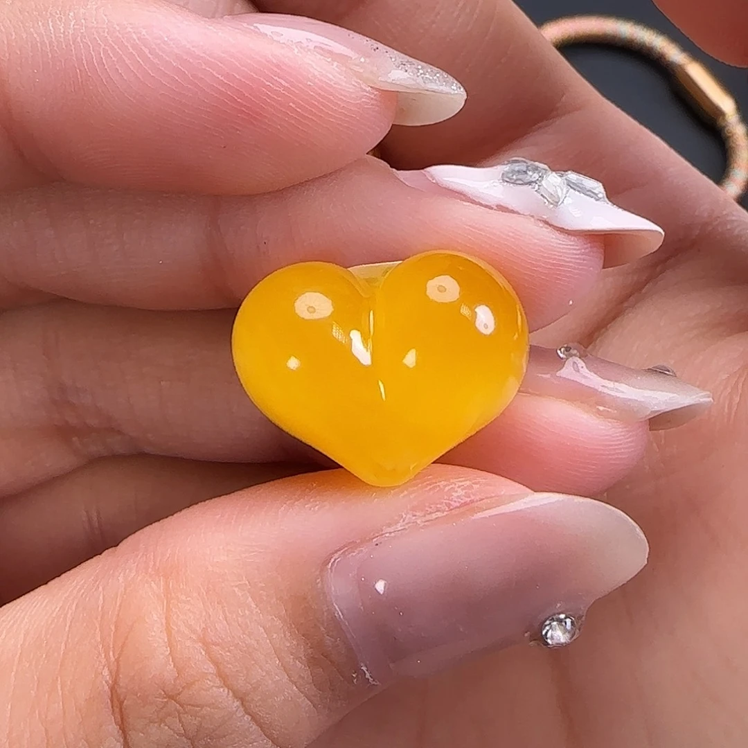 琥珀未镶嵌珠宝奇石晓*蜜蜡