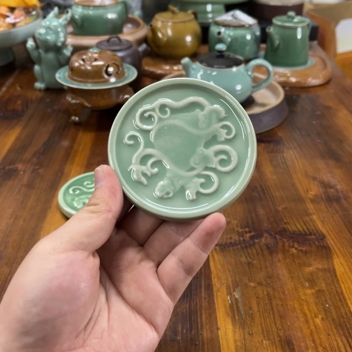 小仲龙泉青瓷9295
