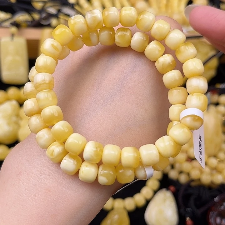 琥珀未镶嵌颈饰琥珀，多样性发其一