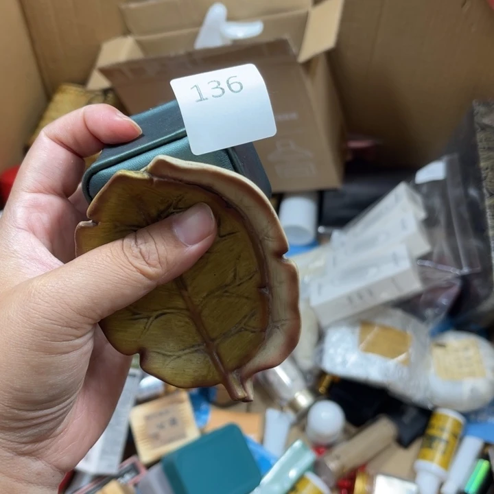 回流瓷器瓷器碎片136