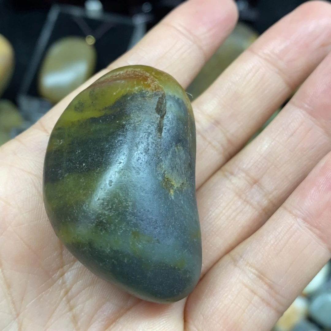 未镶嵌和田玉（糖玉）挂件