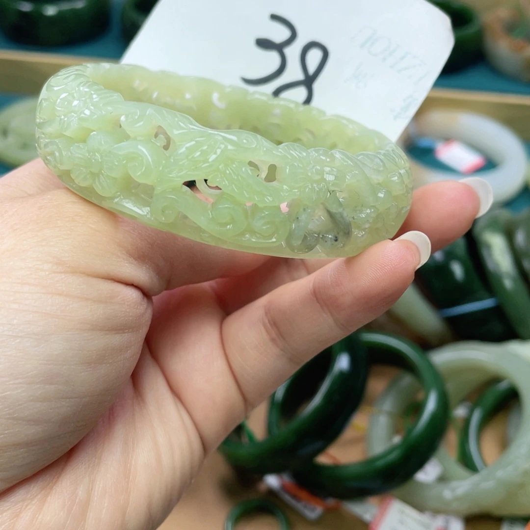 未镶嵌手镯和田玉圈口60