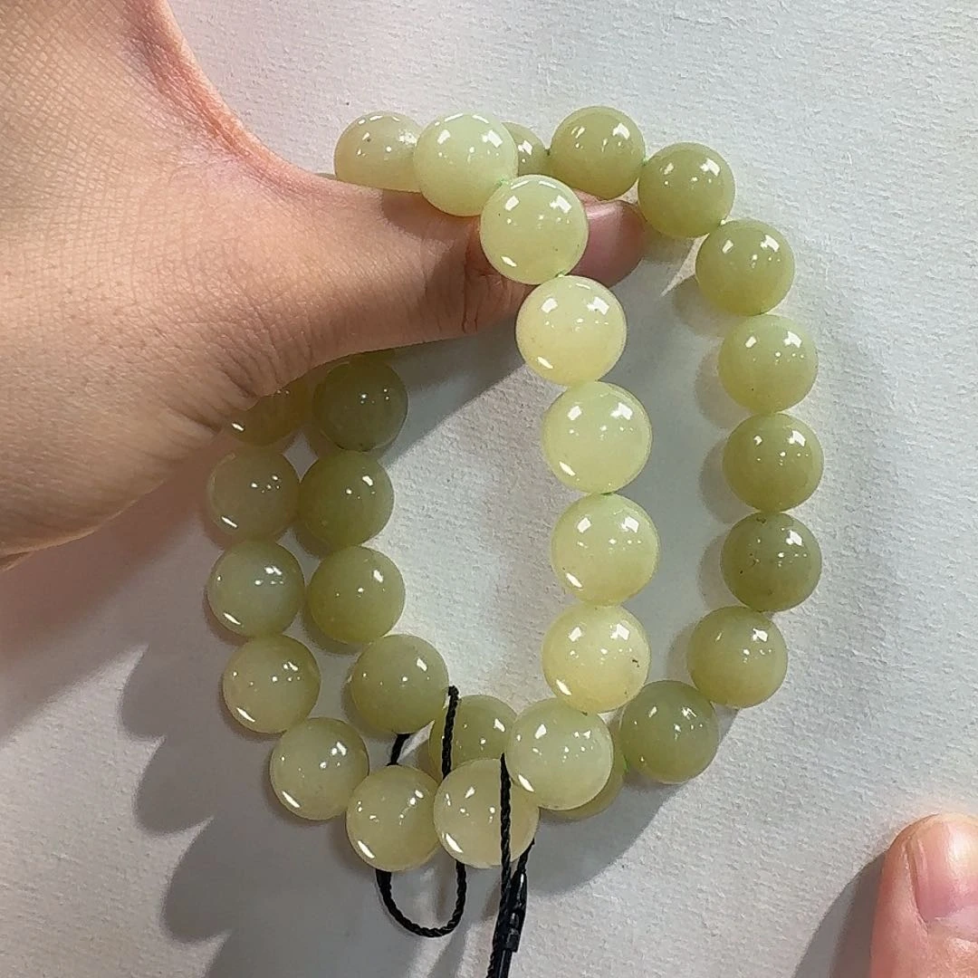 和田玉未镶嵌颈饰若羌黄口12青提纹多样性发货（发1件）