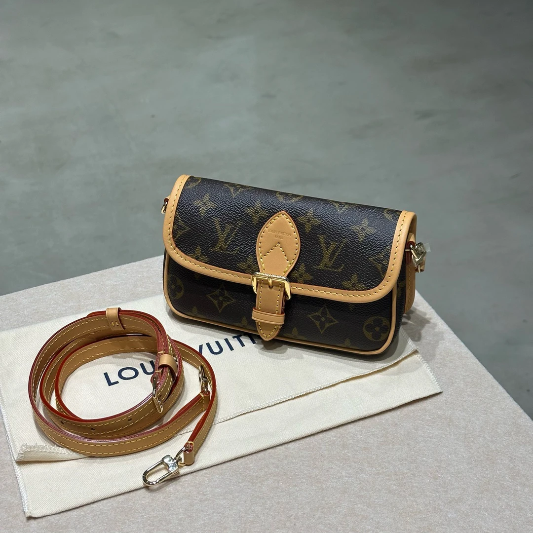 未使用 LouisVuitton/路易威登 Diane 老花法棍 nano 炒鸡可爱