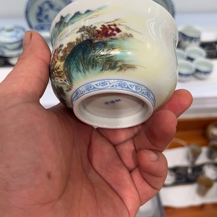 呢****珐琅彩主人杯茶水