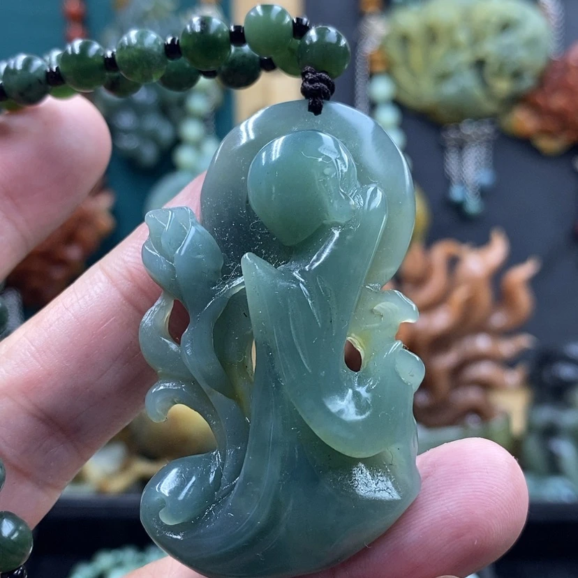 【闪购商品】未镶嵌蛇纹石玉吊坠