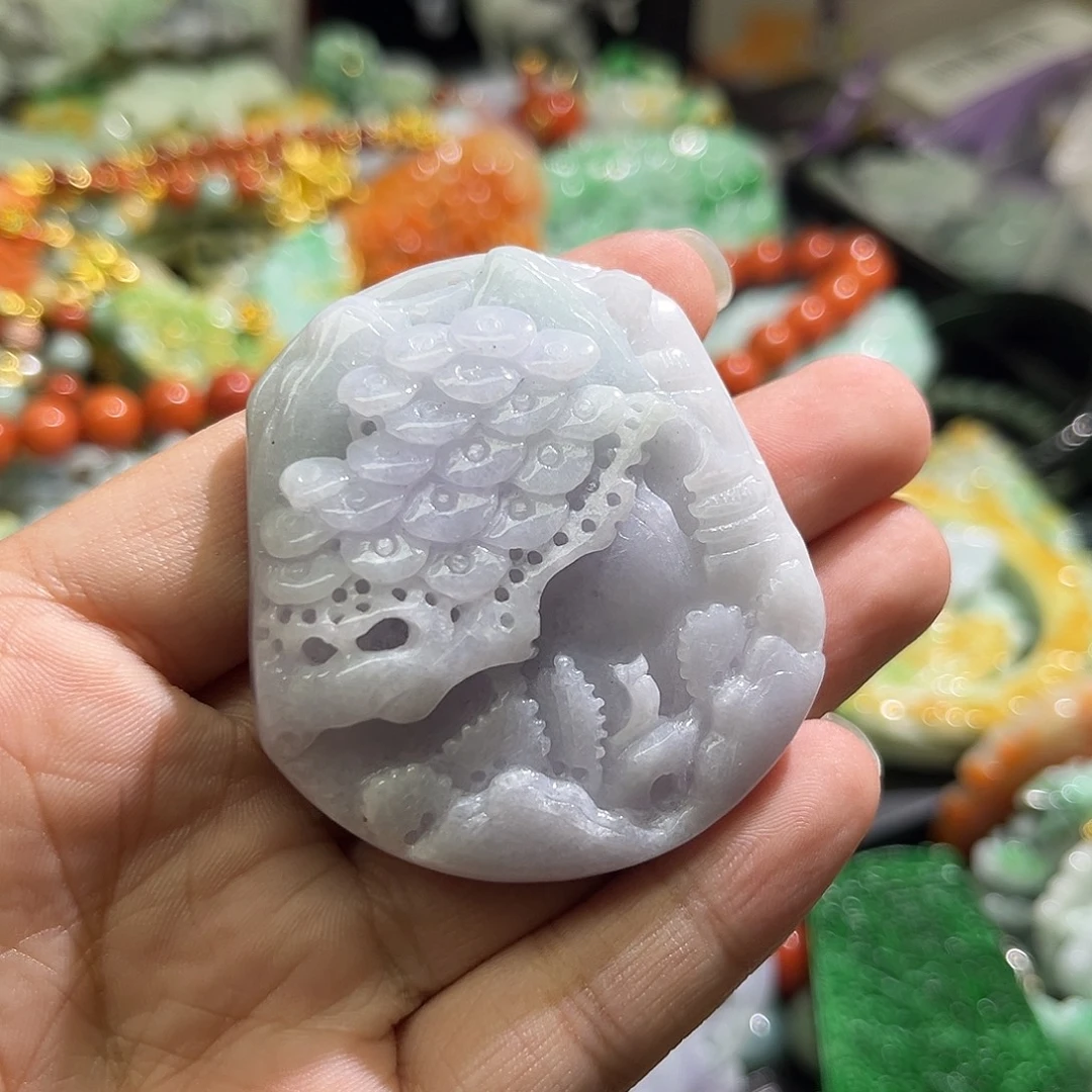 翡翠未镶嵌颈饰待编织