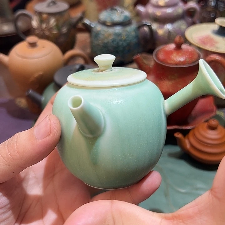 一家特色复古茶器瓷器