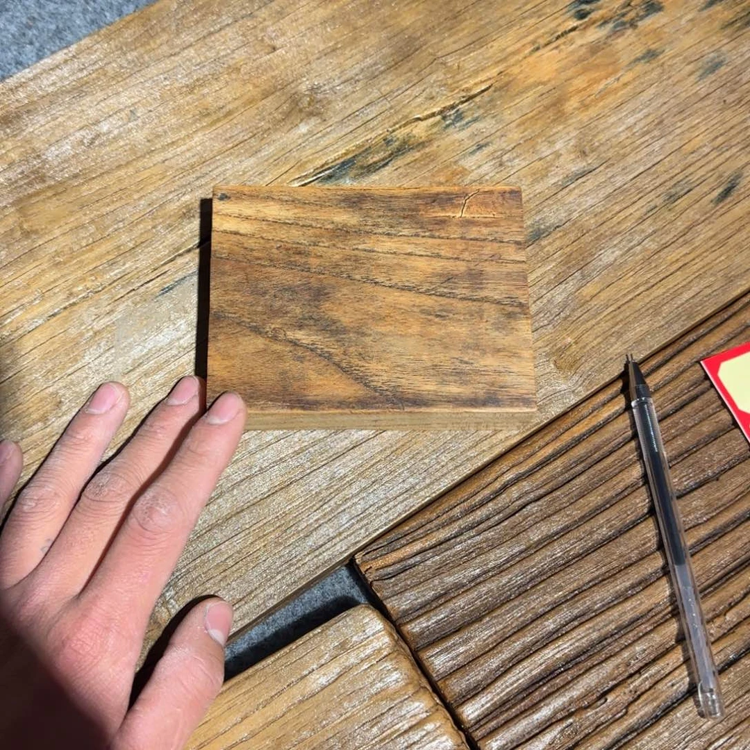 地***坤木风化茶杯托一物一拍