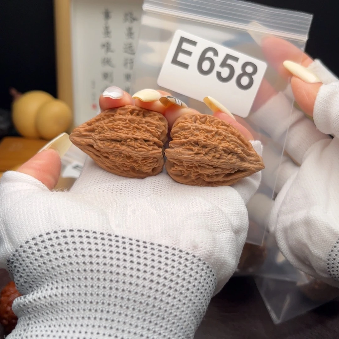 把件文玩核桃32塔尖e658
