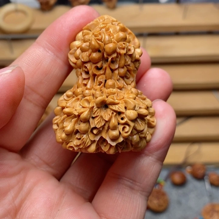 爱*核桃手工雕刻福禄万代