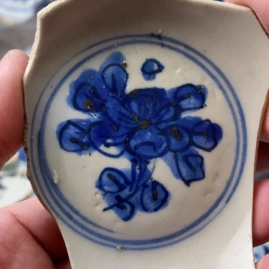 瓷片现代工艺品青花瓷片