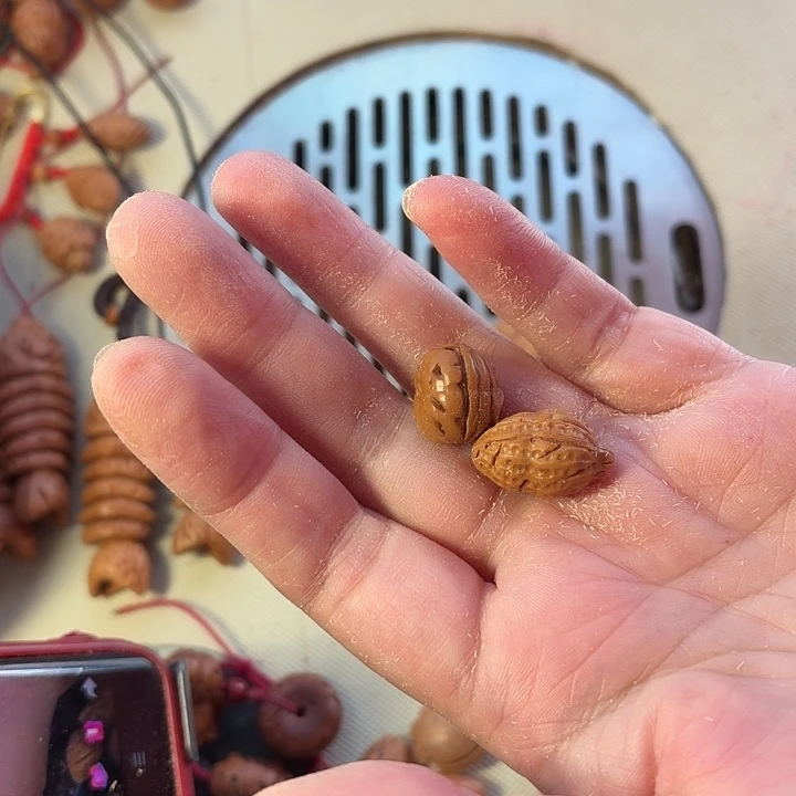 苹***道桃核手工制作工艺