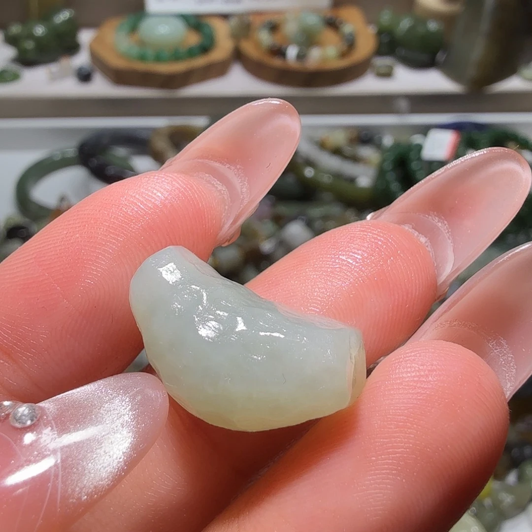 和田玉未镶嵌珠宝奇石