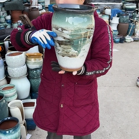 口20高31瑕疵底裂盆子