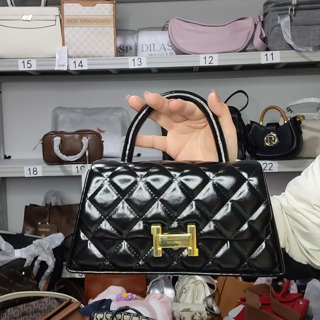 PVC小牛皮（革）牛津布羊皮（革）牛剖层皮革牛皮（革）小牛剖