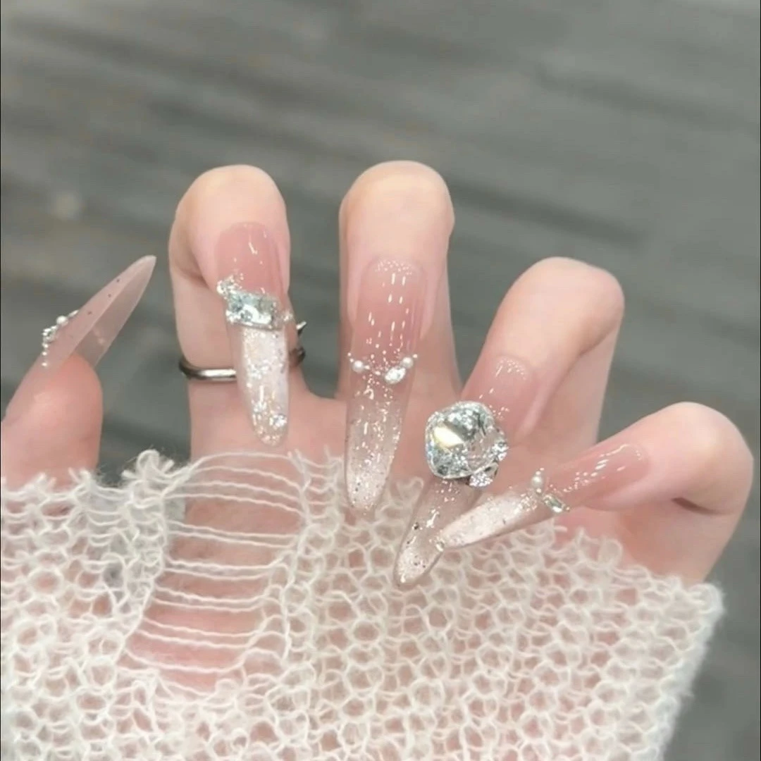 千金爆闪气质渐变法式高级猫眼轻奢纯手工显白穿戴美甲可拆卸贴片