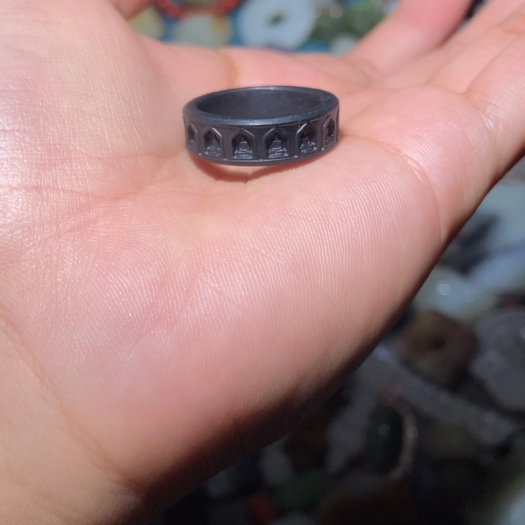 ****地和田玉未镶嵌颈饰