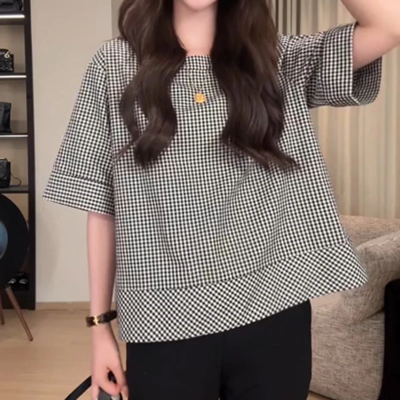 韩系小众拼接格纹圆领衬衫夏季新款减龄时尚大码宽松显瘦百搭上衣