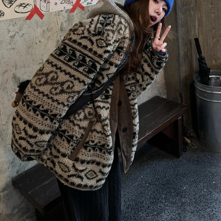 美式复古拼接腰果花羊羔毛外套女秋冬新款高级慵懒羊羔绒棉服大衣