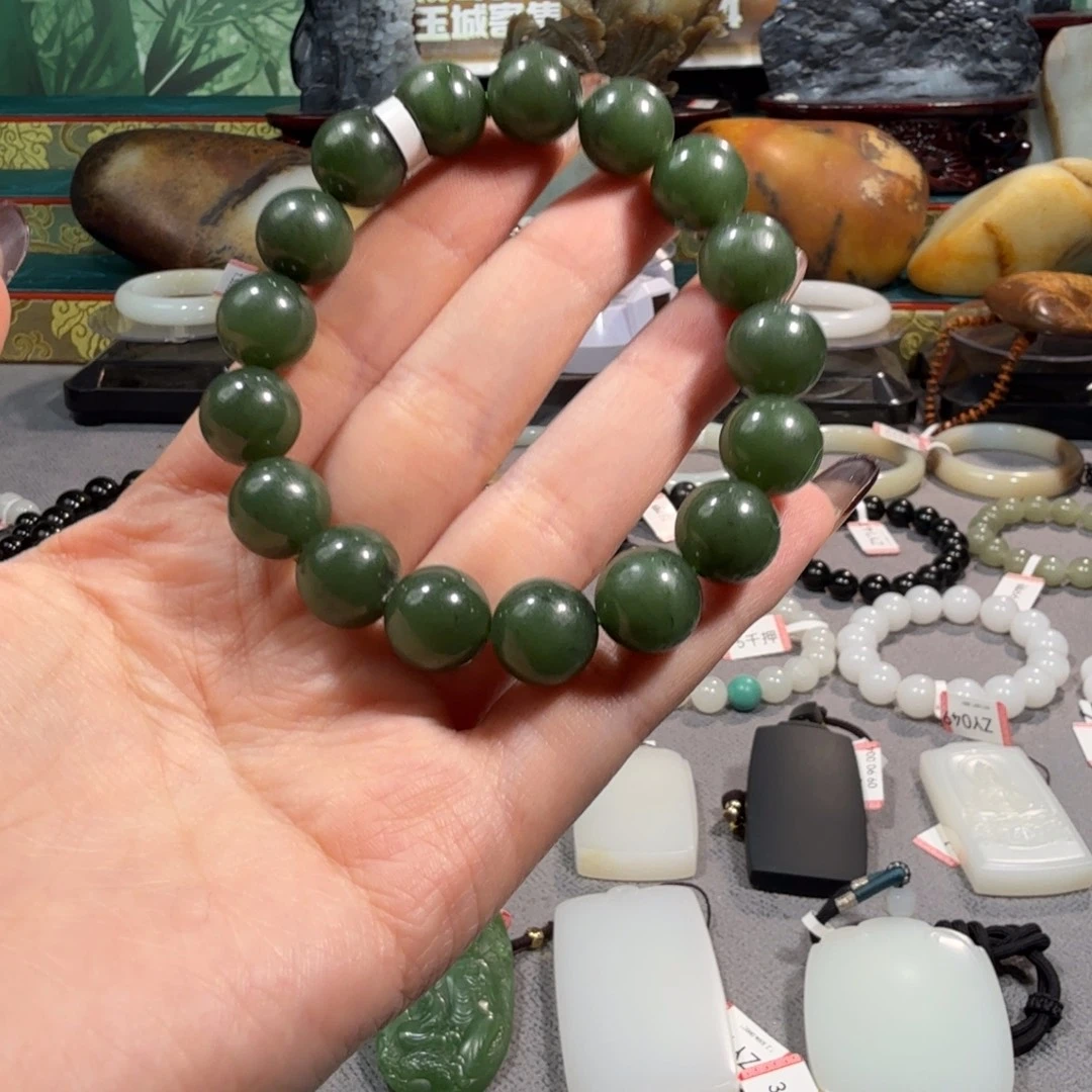 和田玉未镶嵌手串