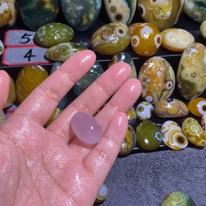 玛瑙/玉髓珠宝奇石未镶嵌张*萤