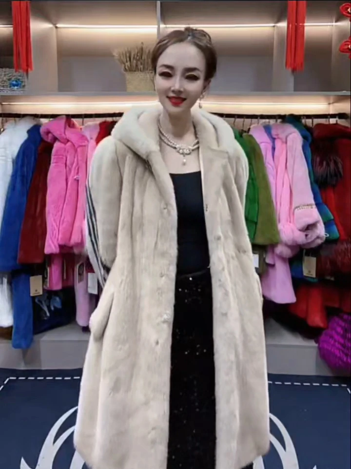 2025年海宁新款进口天鹅绒级整貂皮大衣女水貂皮草外套中长款连帽