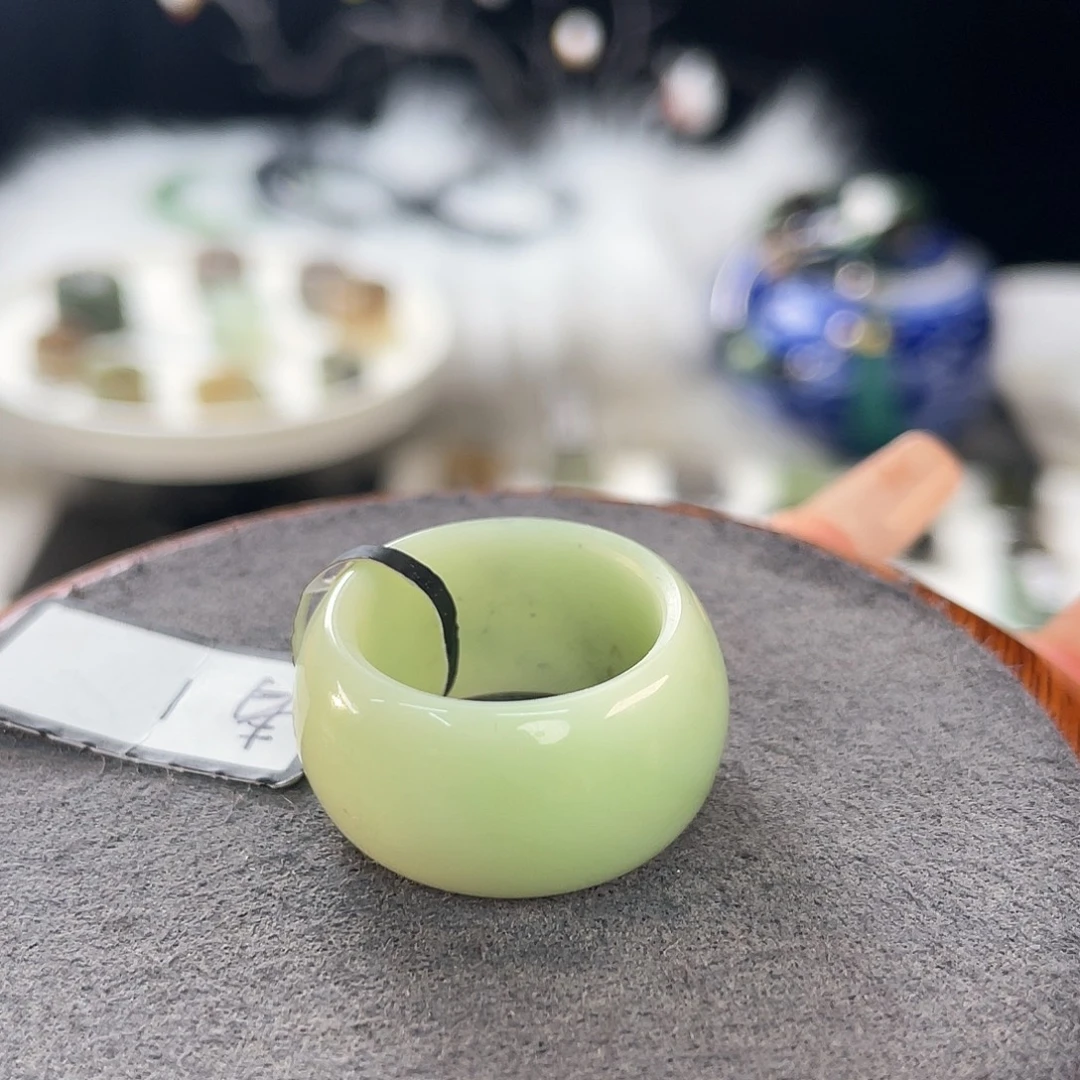 和田玉未镶嵌戒指c50 俄翠奶绿墩墩17.5