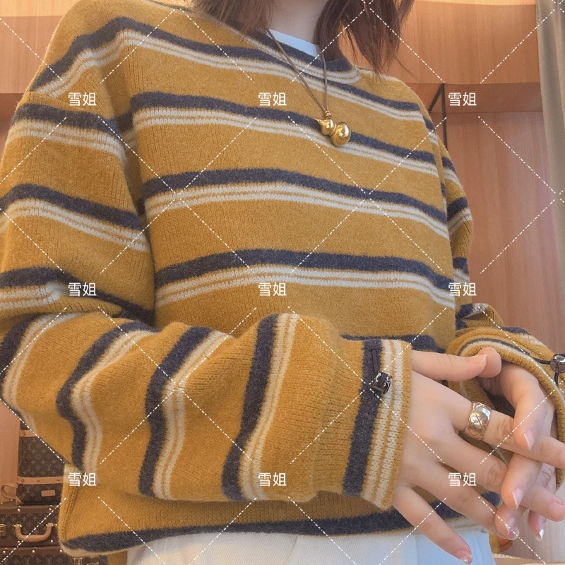 雪姐服饰「秋韵条纹卫衣」慵懒风长袖圆领撞色条纹宽松T恤