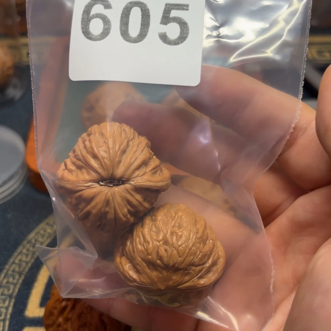 文玩核桃吊坠铁锤605