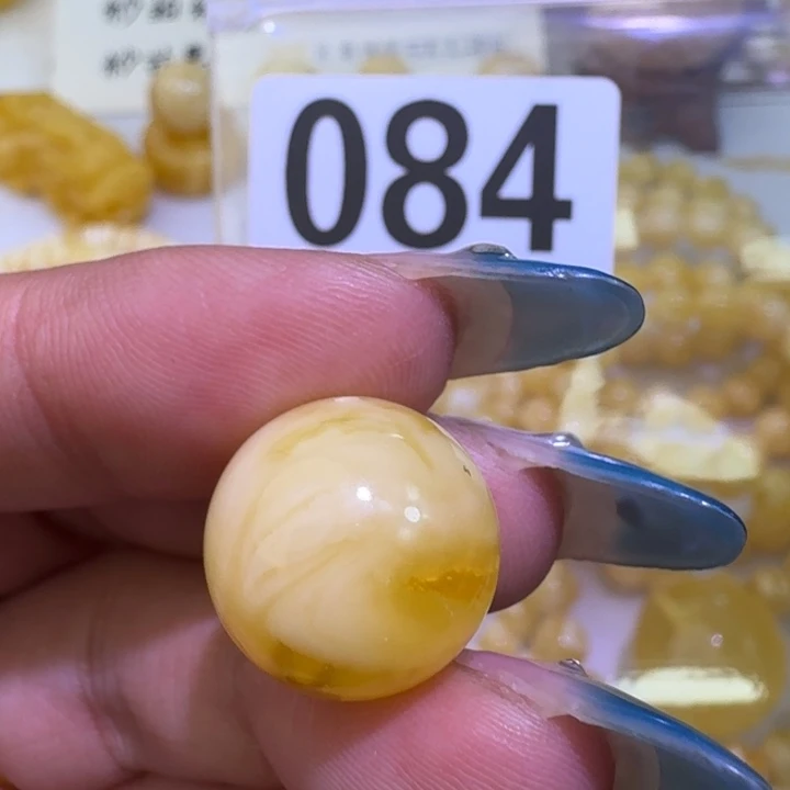 裸石琥珀未镶嵌15.7微瑕