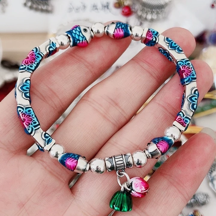 珐琅吊坠足银年年有余