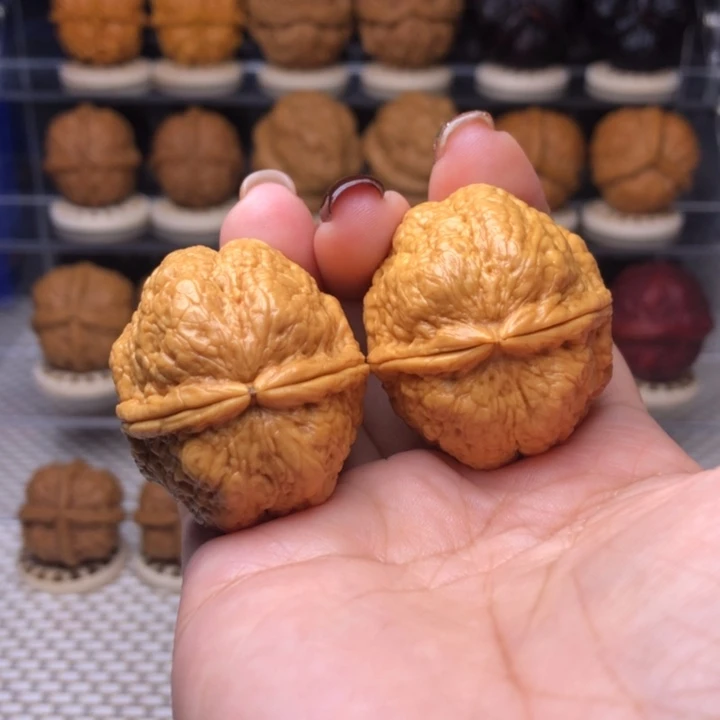 文玩核桃把件63号平头蟾37尺