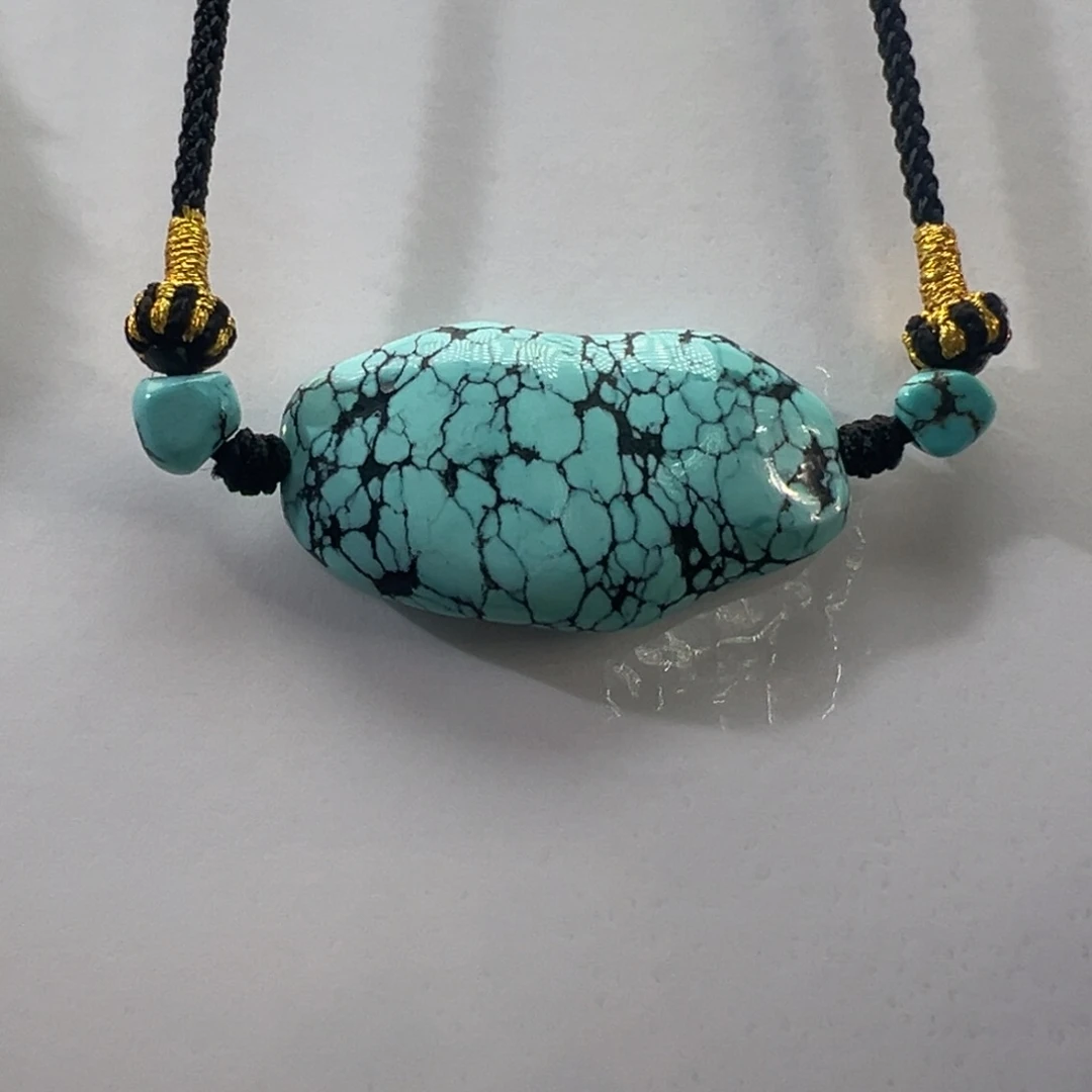 绿松石未镶嵌挂件