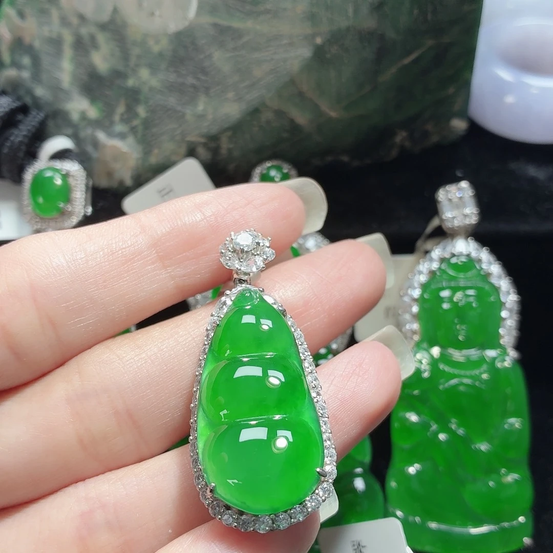 翡翠银S925镶嵌颈饰