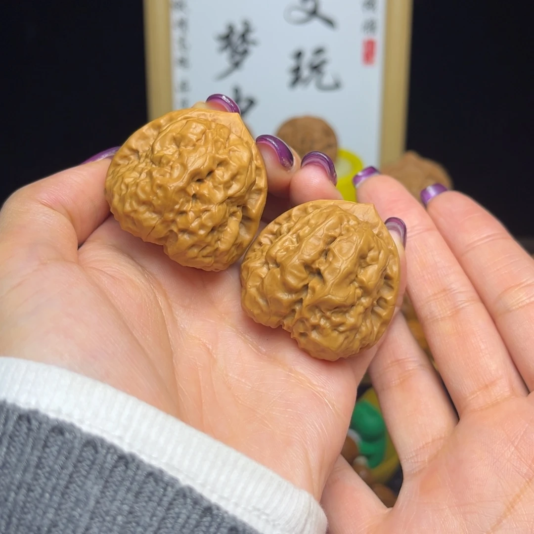 文玩核桃吊坠三角蛙41打底