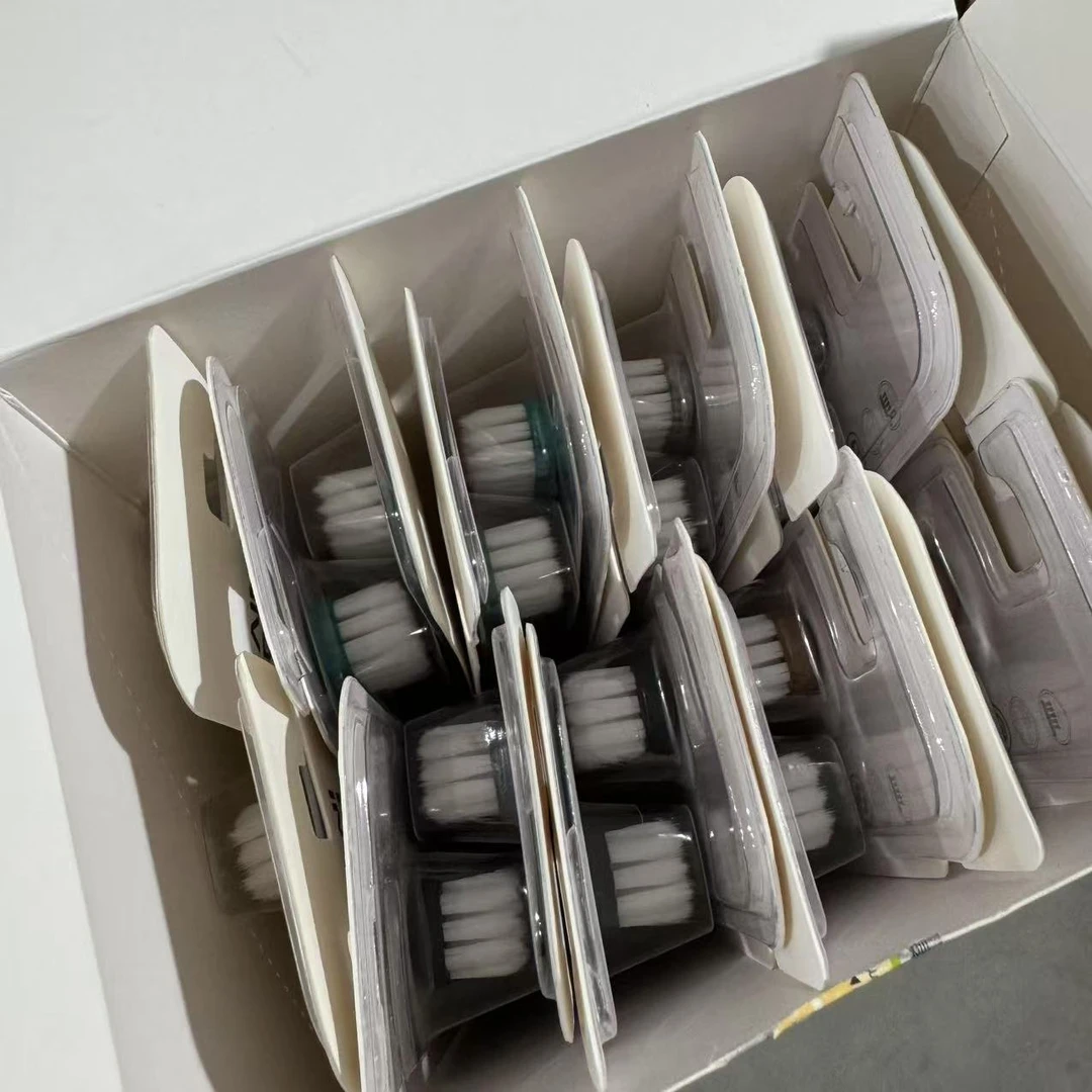 【什么都有】成人牙刷 认准正品 德国进口羽柔丝刷毛