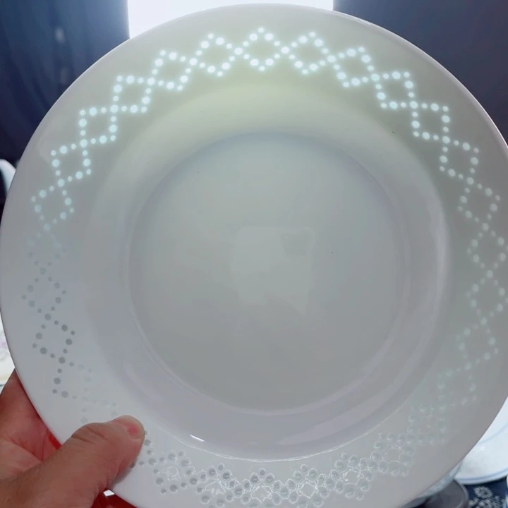 青花玲珑8寸窝盘网格