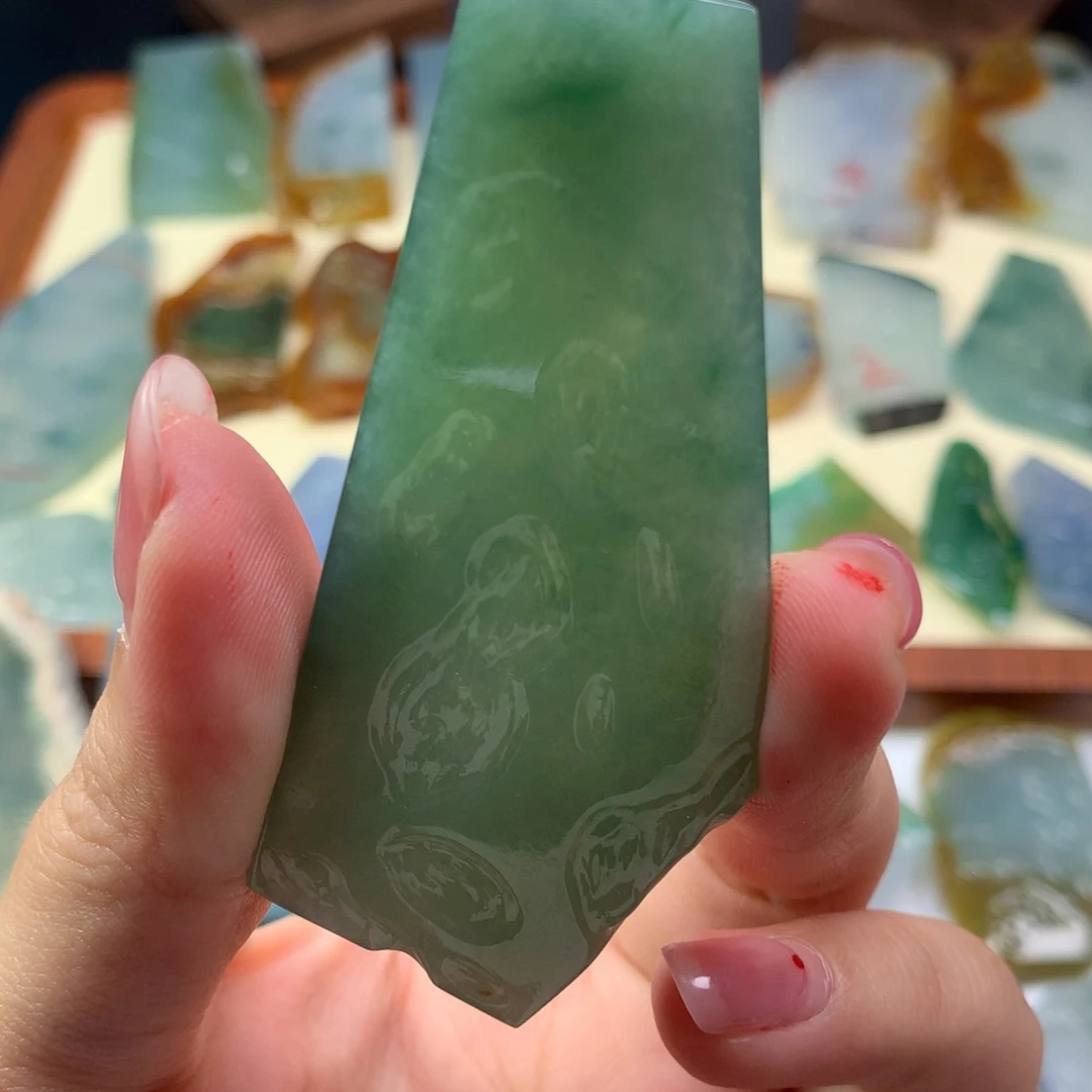 定制翡翠未镶嵌包工