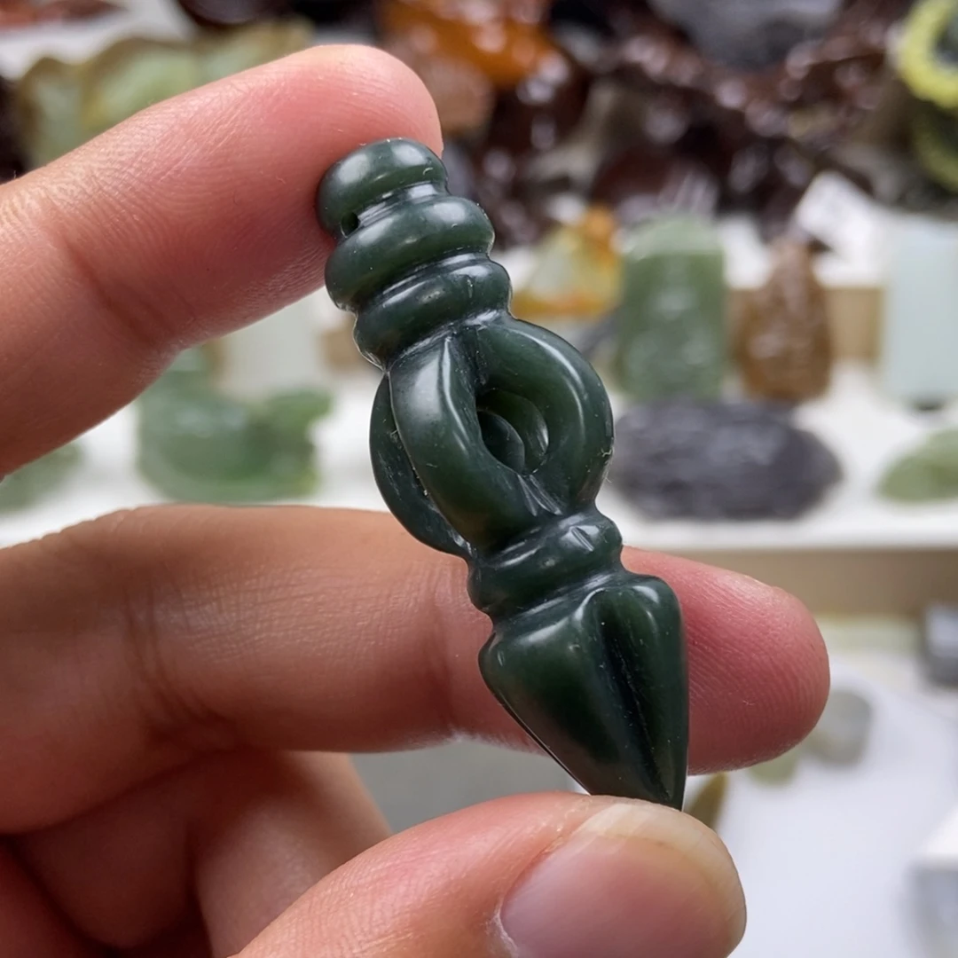 【闪购商品】颈饰未镶嵌和田玉