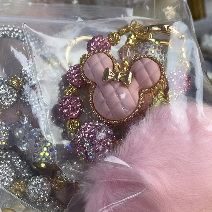 轻奢风可爱手机链钥匙扣