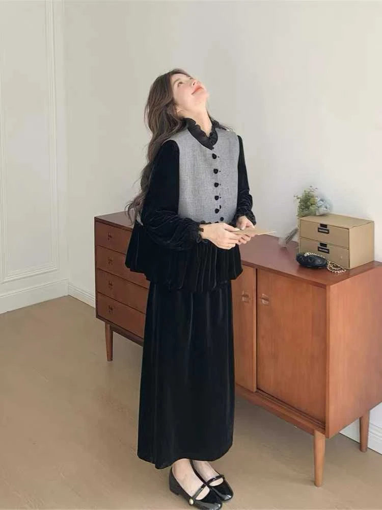 时尚女装韩系ins法式轻熟风小香风气质T恤马甲半身裙加棉三件套