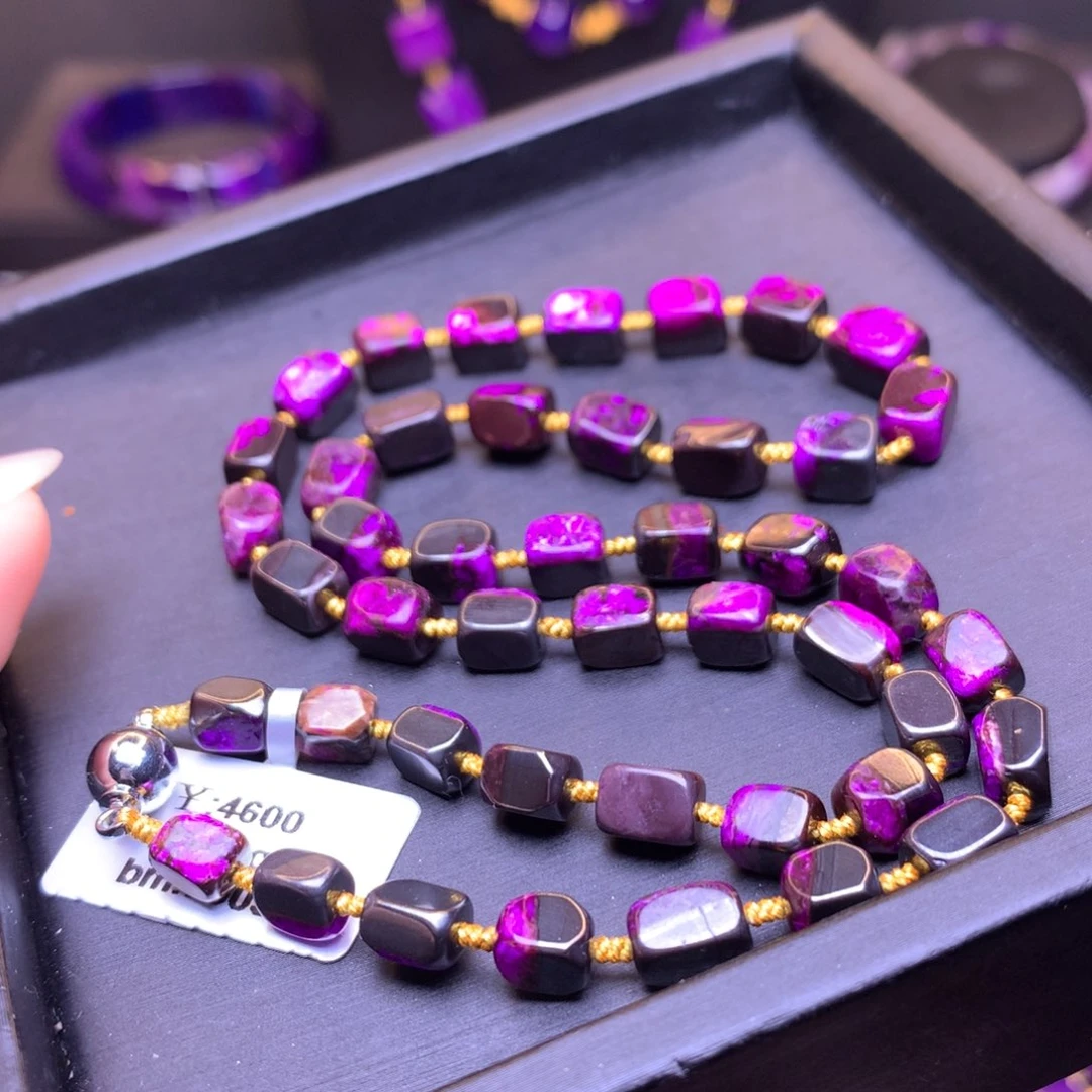 未镶嵌苏纪石（舒俱来）项链