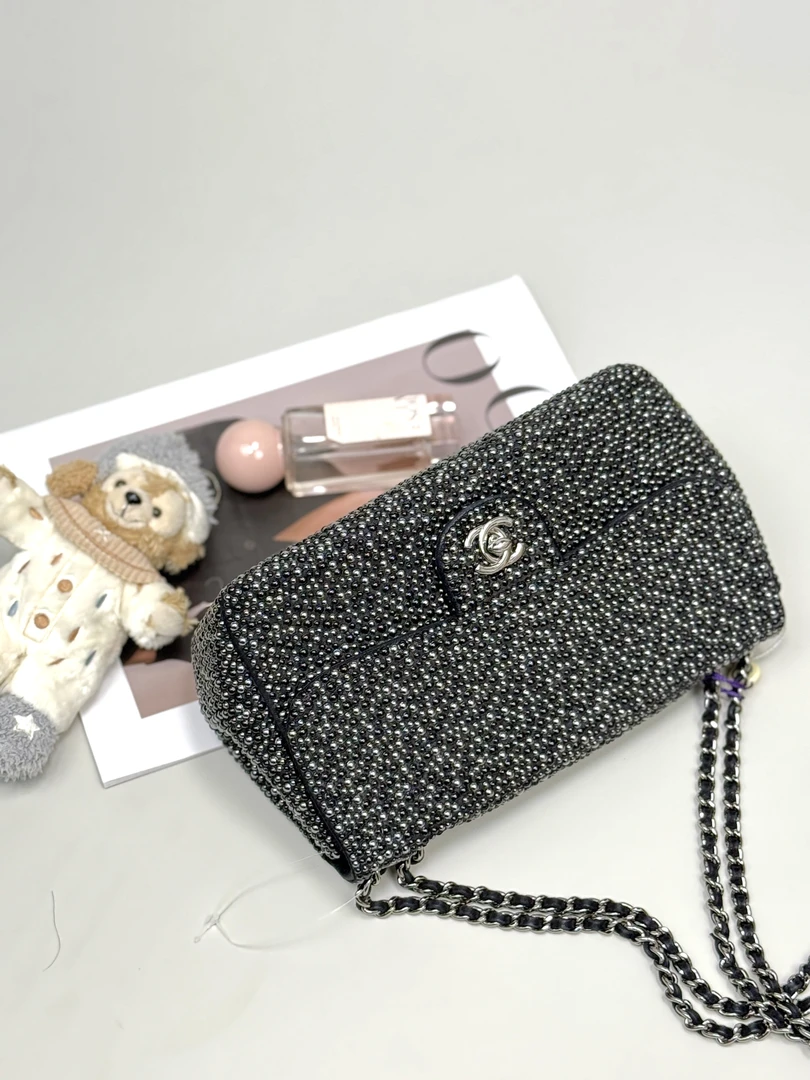 95新 Chanel/香奈儿 夏七中古/黑银满钉珠大mini/单肩包