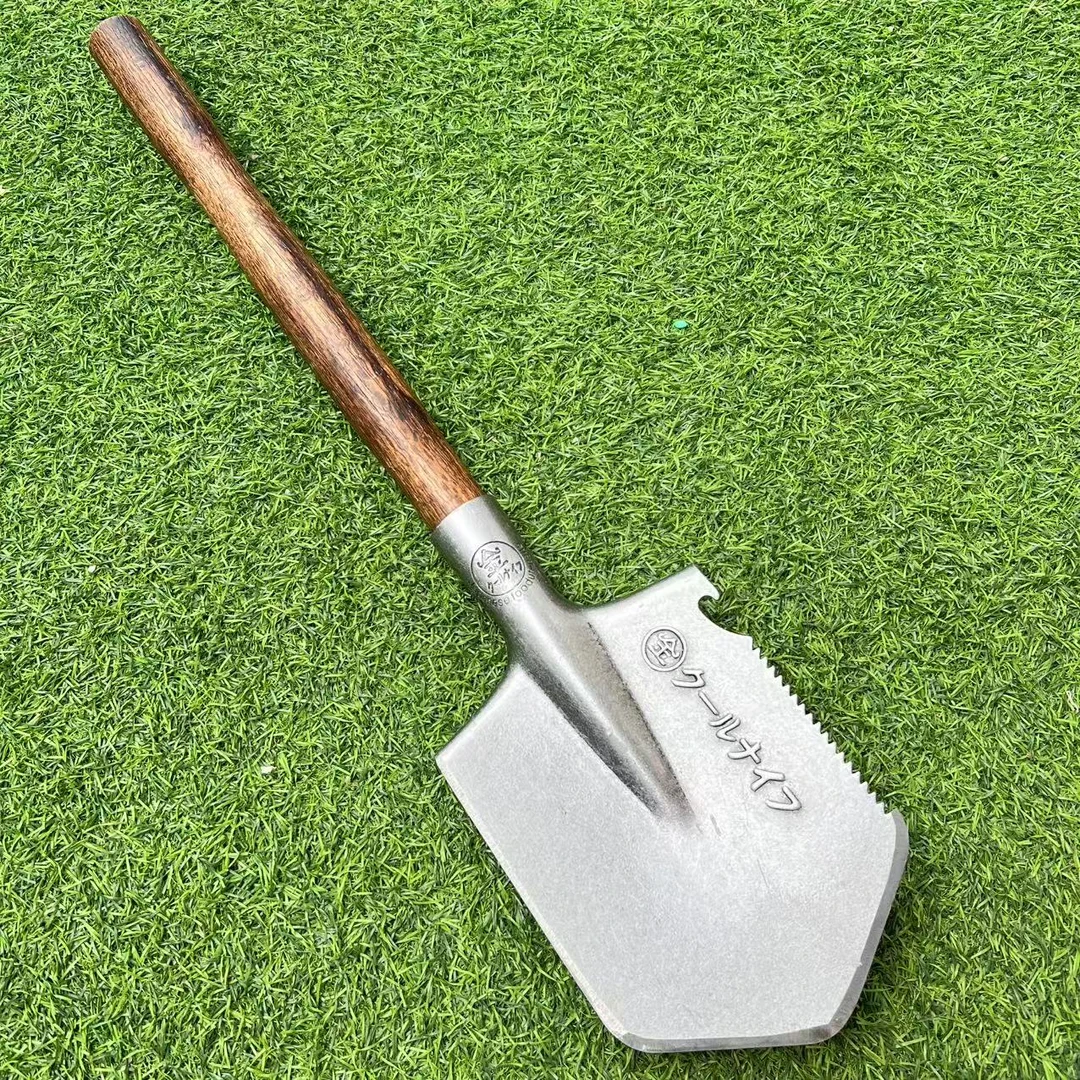 俄式加厚锰钢带齿圆头木柄户外露营方形铁锹