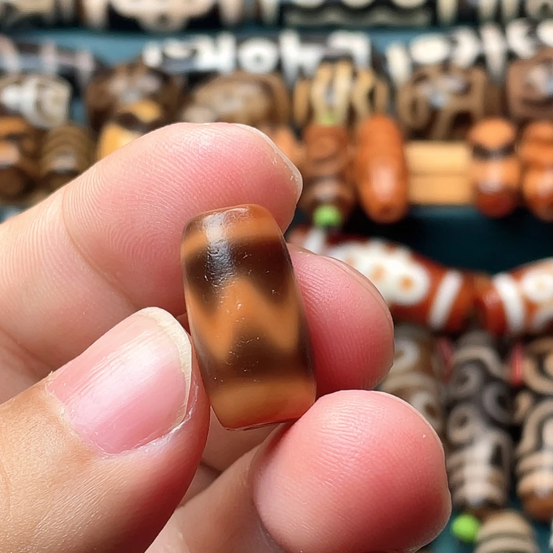 玛瑙/玉髓未镶嵌颈饰小卢水纹