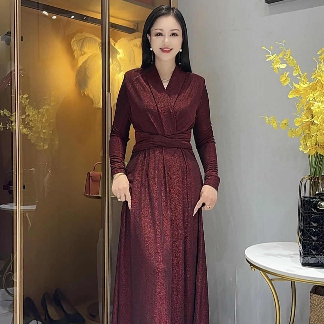 2025施施春秋款V领口轻奢气质修身时尚显瘦绑带连衣裙99213