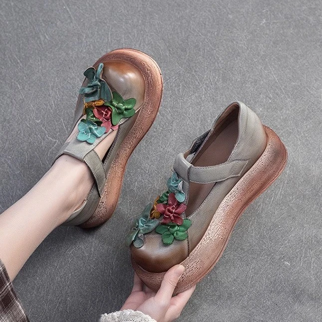 头层牛皮厚底魔术贴单鞋女2025春夏新款复古民族风松糕跟花朵女鞋